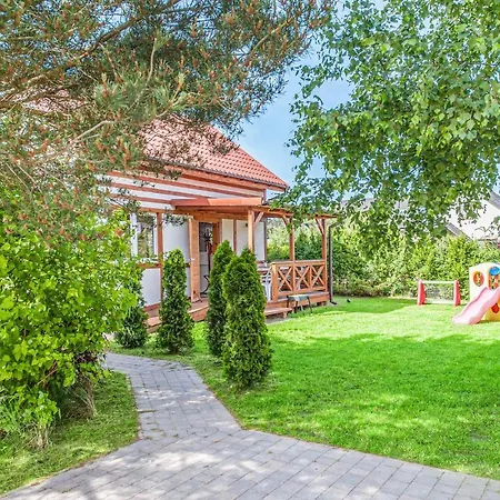 Holiday home Lovely Home In Ustka-Przewloka With Kitchenette *