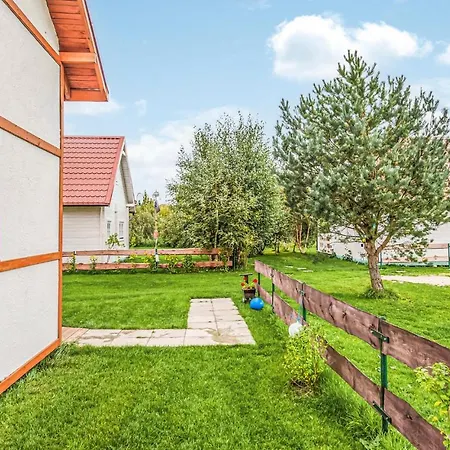 Lovely Home In Ustka-Przewloka With Kitchenette Ferienhaus Stolpmünde