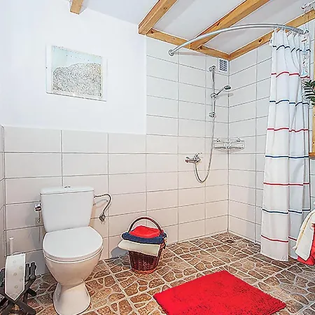 Nice Home In Ustka-Przewloka With Wifi Holiday home