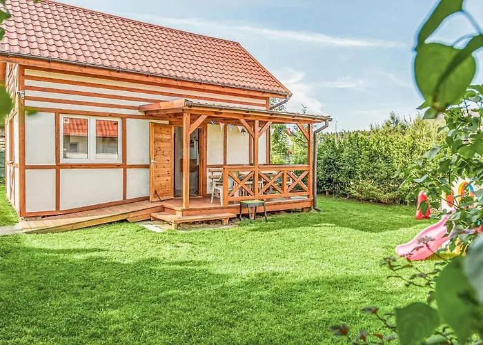 Nice Home In Ustka-Przewloka With Wifi Przewloka (Pomerania)