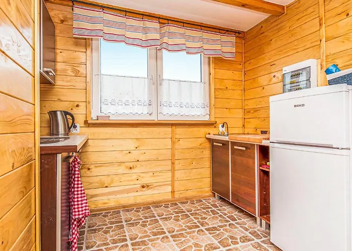 Nice Home In Ustka-Przewloka With Wifi Semesterbostad